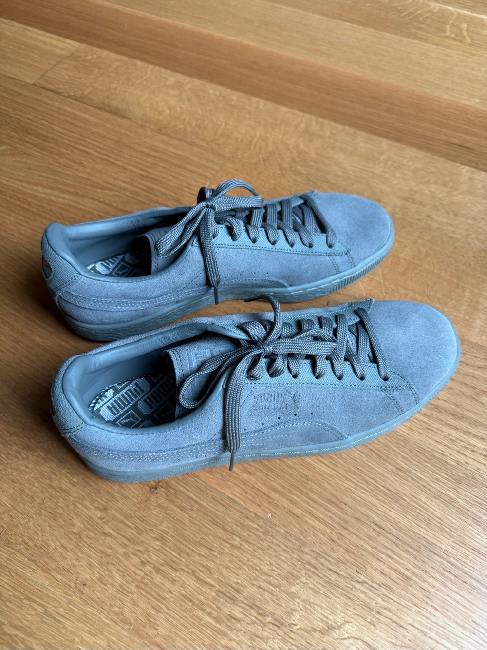Puma Suede Classic Tonal Agave Green Gray Sneakers Men’s 9.5 great condition